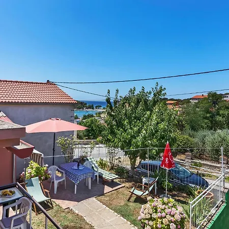 1 Bedroom Beautiful In Pula