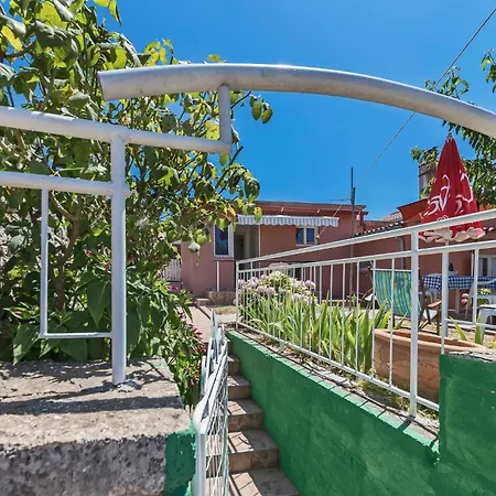 Дом отдыха Awesome In With Kitchen *