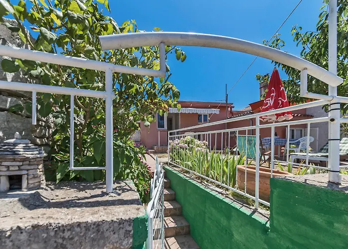 Дом отдыха Awesome In With Kitchen *