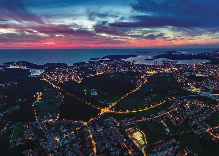 Awesome In With Kitchen