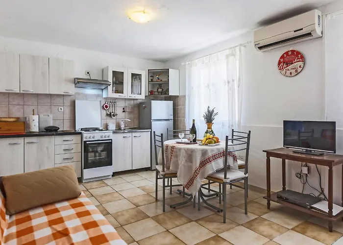 Awesome In With Kitchen