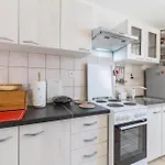 Сasa de vacaciones Awesome In With Kitchen Pula