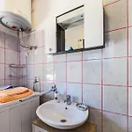 Awesome In With Kitchen * Pula