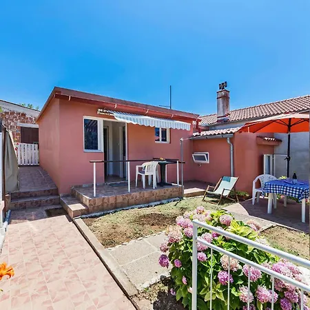 Ferienhaus Awesome In With Kitchen *